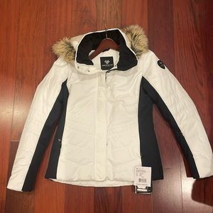 Obermeyer Tuscany II white women’s ski jacket.